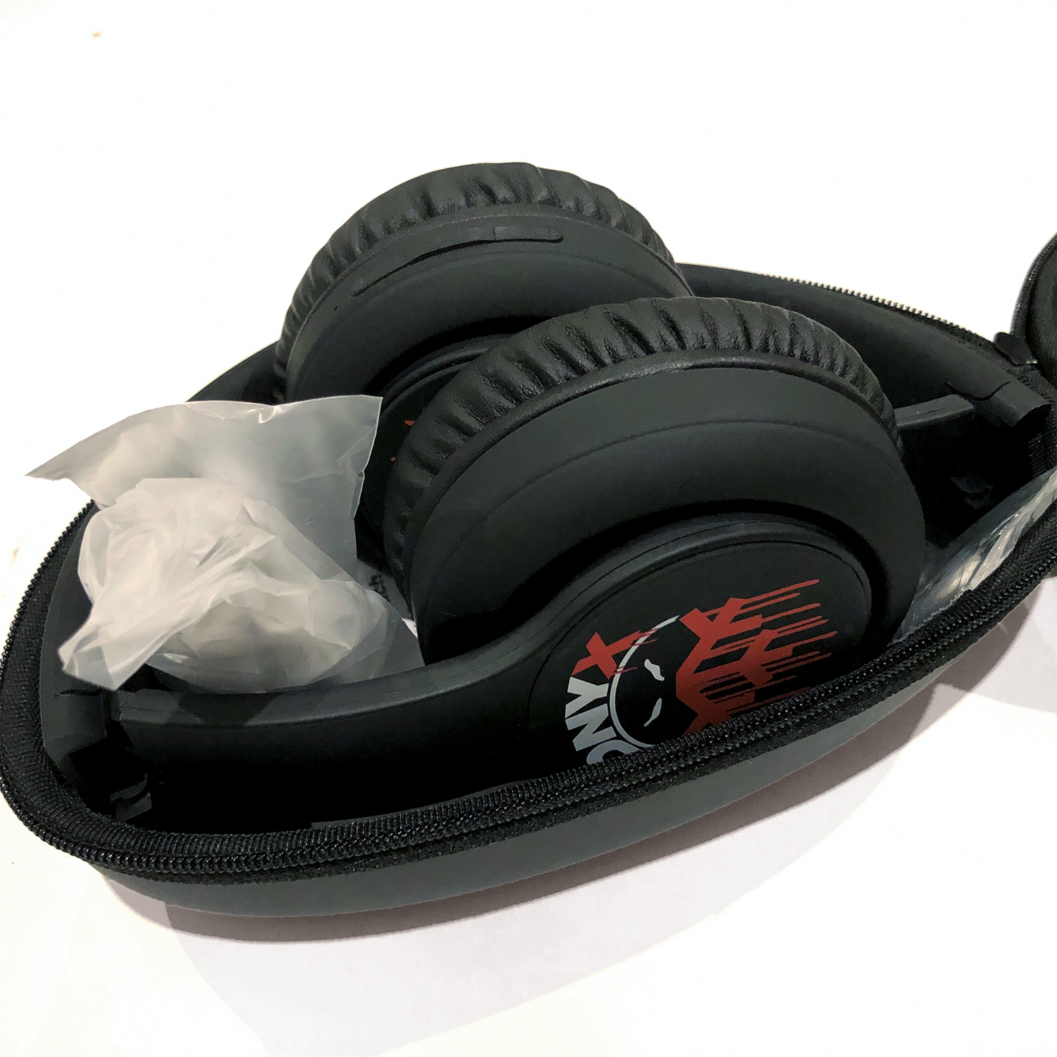 onyx and snowgoons headphones open box goonsgear
